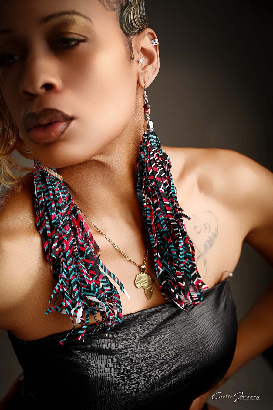 Bleu Peacock Statement Tassels image 2