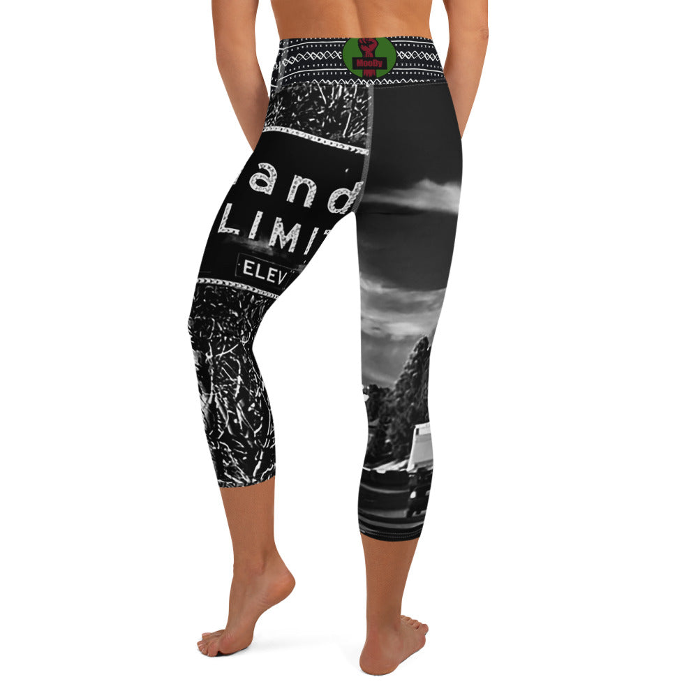 OAK City Limit Yoga Capri Leggings image 2